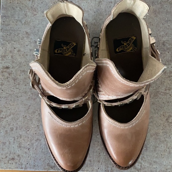 Freebird Blade Taupe Size 7 - Picture 8 of 16